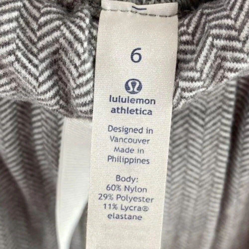 Lululemon Jet Crop Slim Herringbone - Size 6 - White Slate